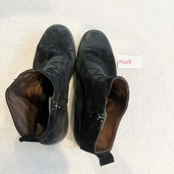 Wonders Fly Women’s 8 Black Ankle Boots 8332 Booties Suede Platform 38 Side Zip - Picture 11 of 11